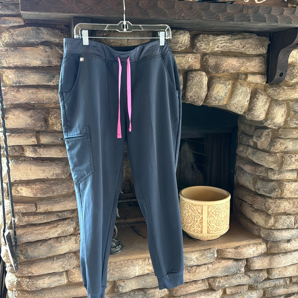 Figs Pink and Gray Jogger Scrub Pants
